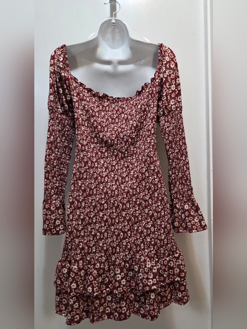 Vibe Sportswear Floral Square-Neck Long Sleeve Dress - Wine Red/Burgundy. - Picture 5 of 6